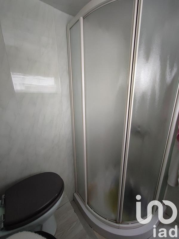 Maison - 200 m² - 3 pièces