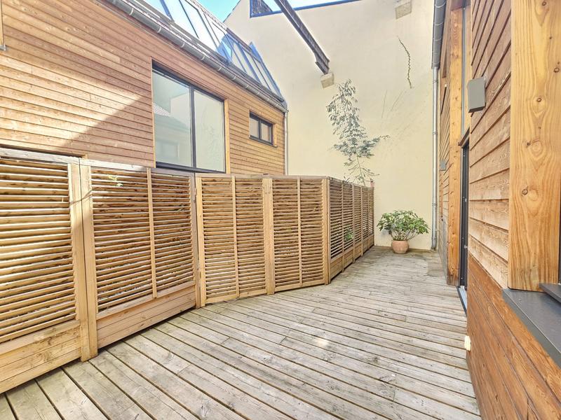 Appartement - 84 m² - 3 pièces