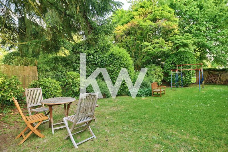 Maison - 193 m² - 9 pièces