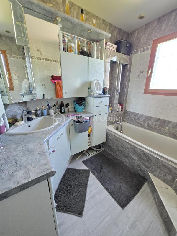 Pavillon - 121 m² - 6 pièces