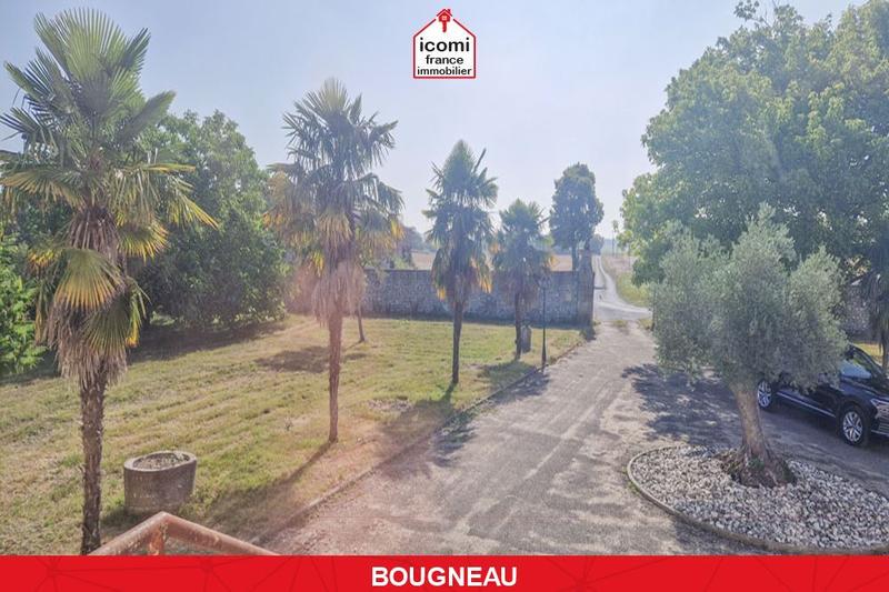 Propriété - 1 000 m² - 10 pièces