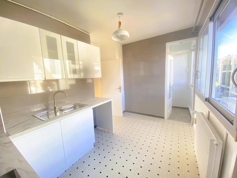 Appartement - 70 m² - 3 pièces