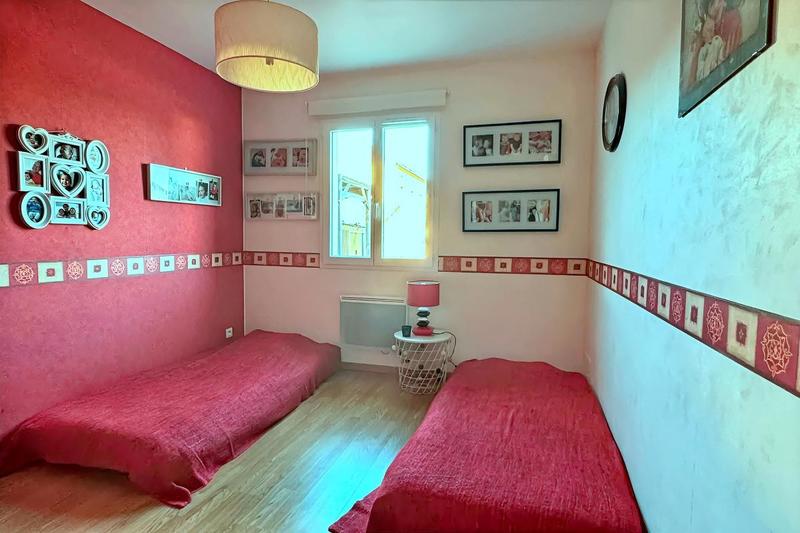 Villa - 90 m² - 5 pièces