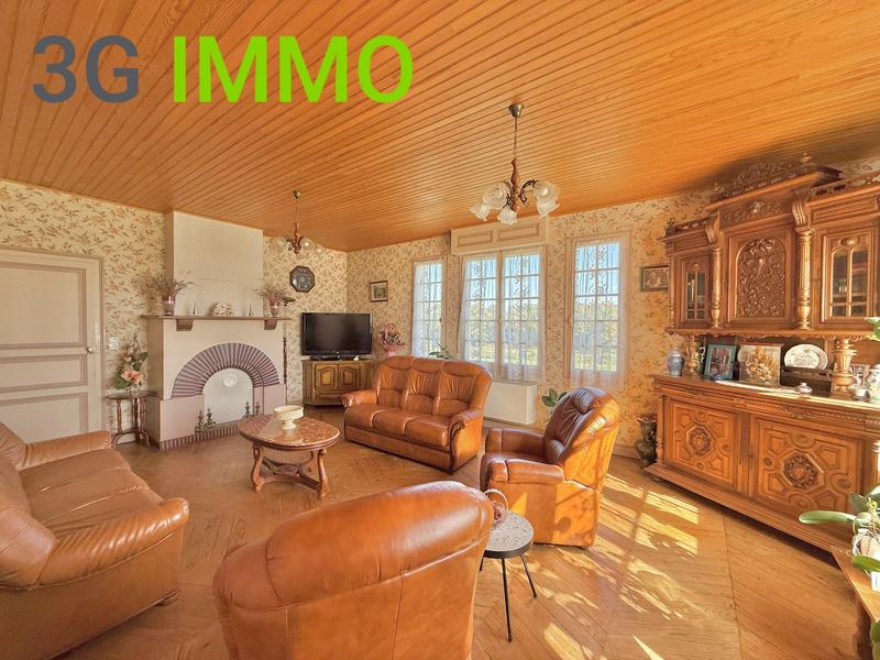 Maison - 219 m² - 12 pièces