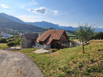 Maison - 190 m² - 10 pièces