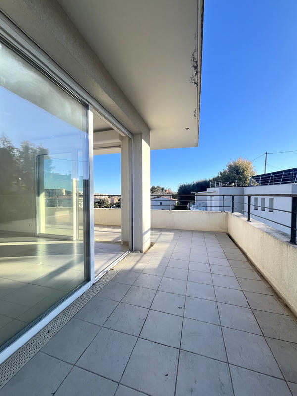 Appartement - 77 m² - 4 pièces