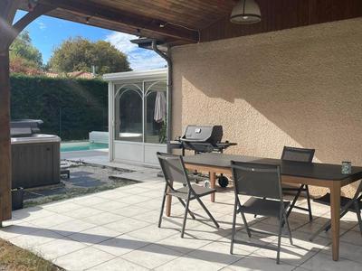 Maison - 162 m² - 6 pièces