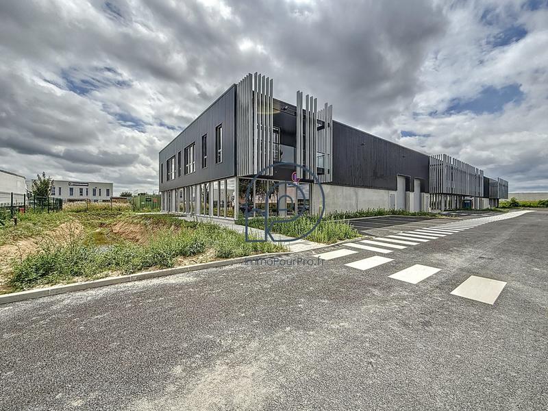 Local d'activités - 680 m²