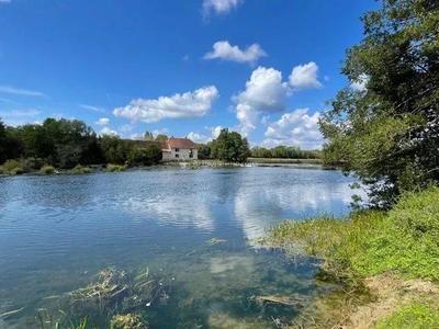 Maison - 278 m² - 8 pièces