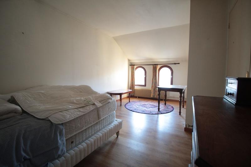 Maison - 159 m² - 7 pièces