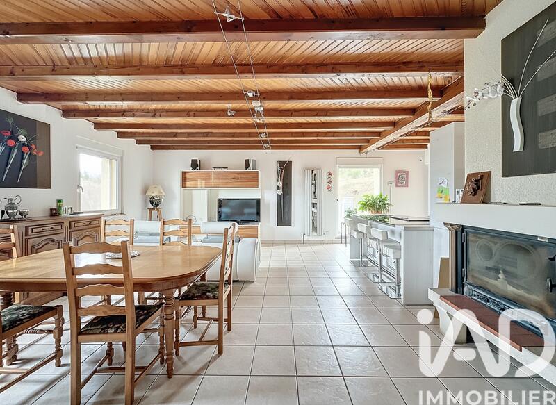 Maison - 133 m² - 6 pièces