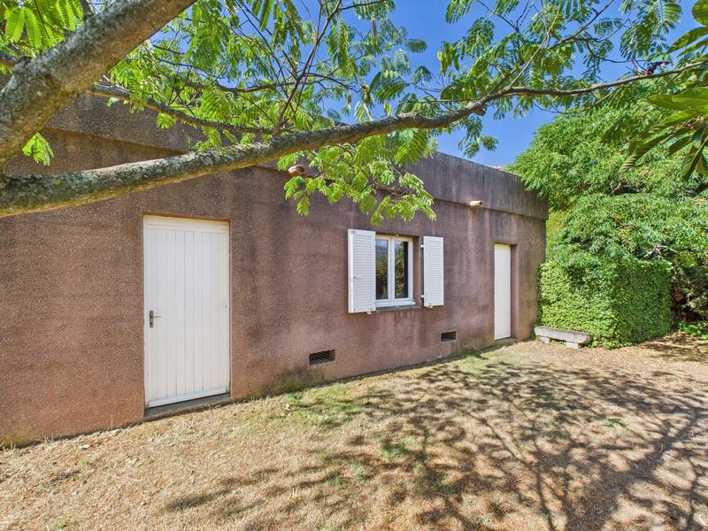 Maison - 98 m² - 5 pièces