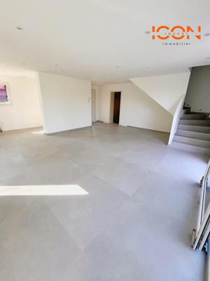 Maison - 110 m² - 6 pièces