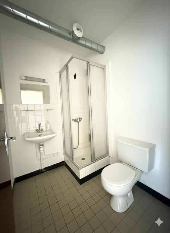 Studio - 15 m² - 1 pièce