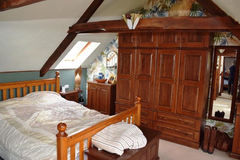 Maison - 140 m² - 8 pièces