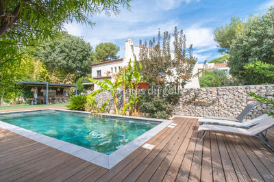 Maison - 188 m² - 5 pièces