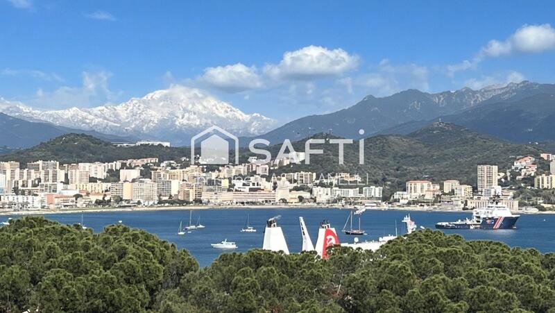 Appartement - 91 m² - 4 pièces