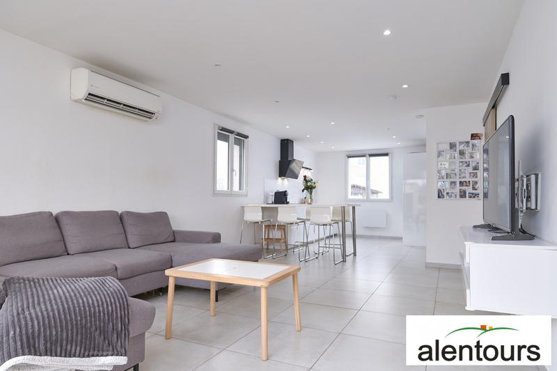 Maison - 79 m² - 4 pièces