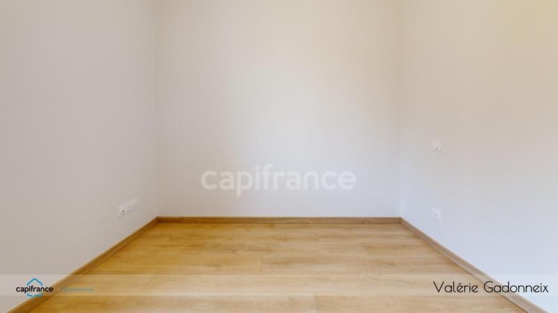 Maison - 96 m² - 5 pièces