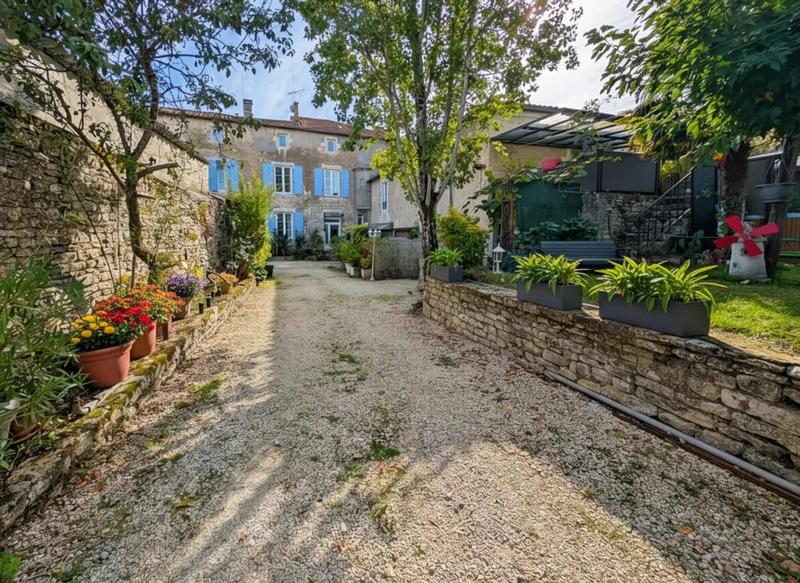 Hôtel particulier - 350 m² - 13 pièces