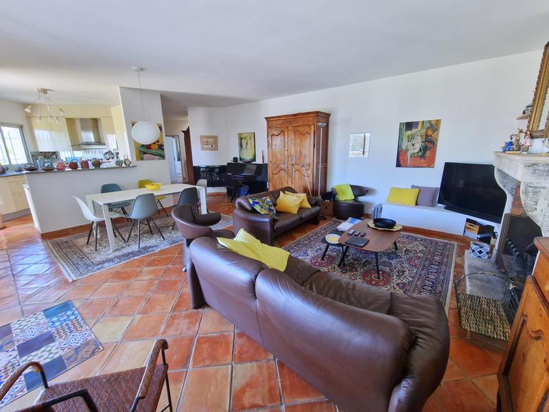 Maison - 145 m² - 6 pièces