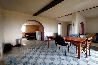 Maison - 187 m² - 7 pièces