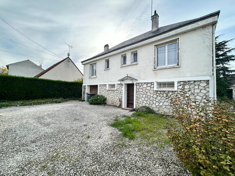 Maison - 95 m² - 4 pièces