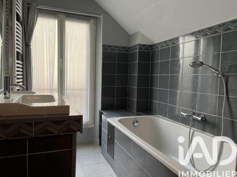 Maison de ville - 127 m² - 6 pièces