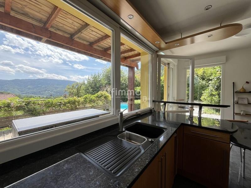 Maison - 193 m² - 6 pièces