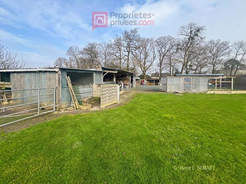 Maison - 214 m² - 7 pièces