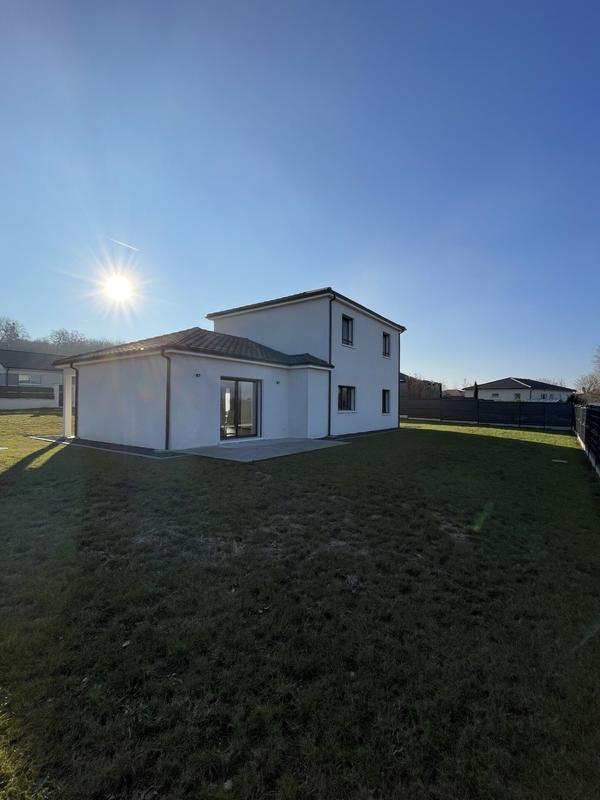 Maison - 143 m² - 7 pièces