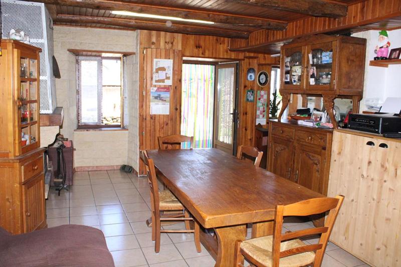 Maison - 110 m² - 6 pièces