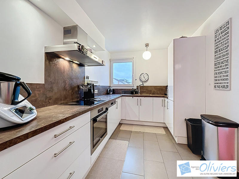 Maison - 103 m² - 5 pièces