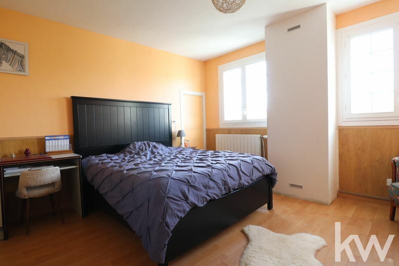 Maison - 156 m² - 8 pièces
