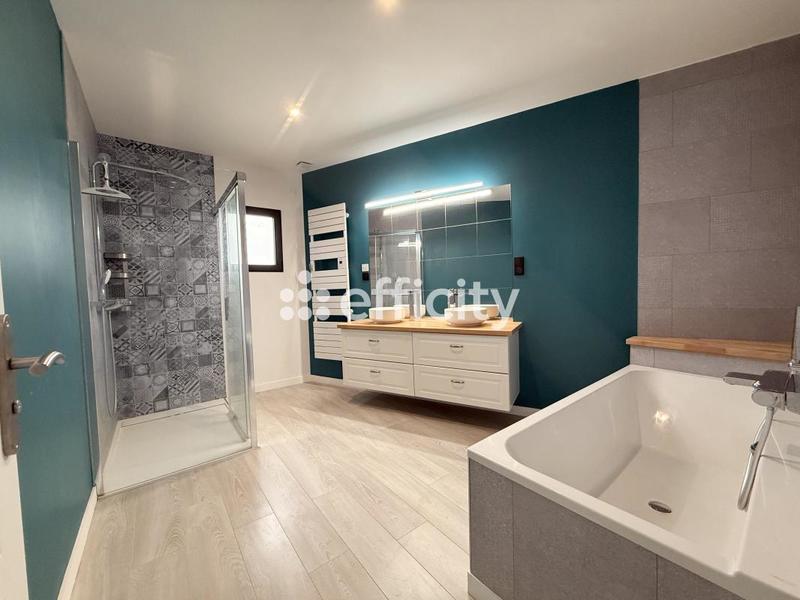 Maison - 147 m² - 6 pièces