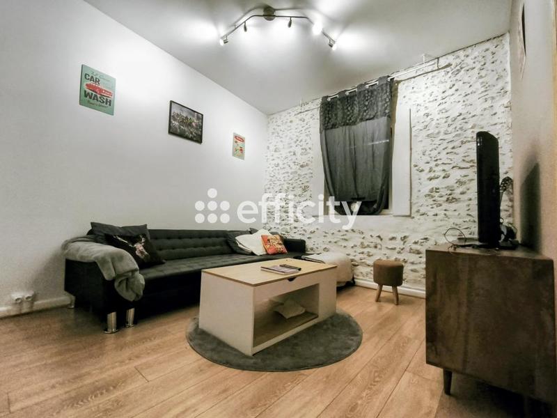 Maison de village - 237 m² - 8 pièces