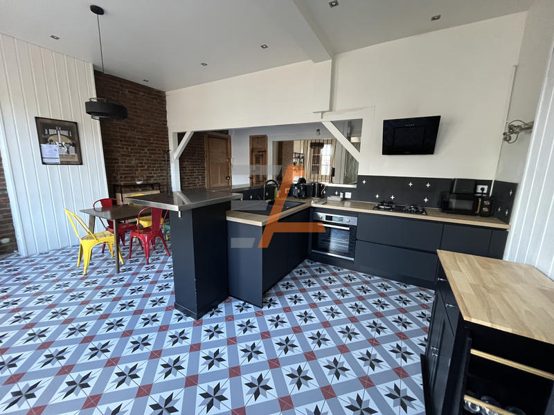 Duplex - 128 m² - 6 pièces