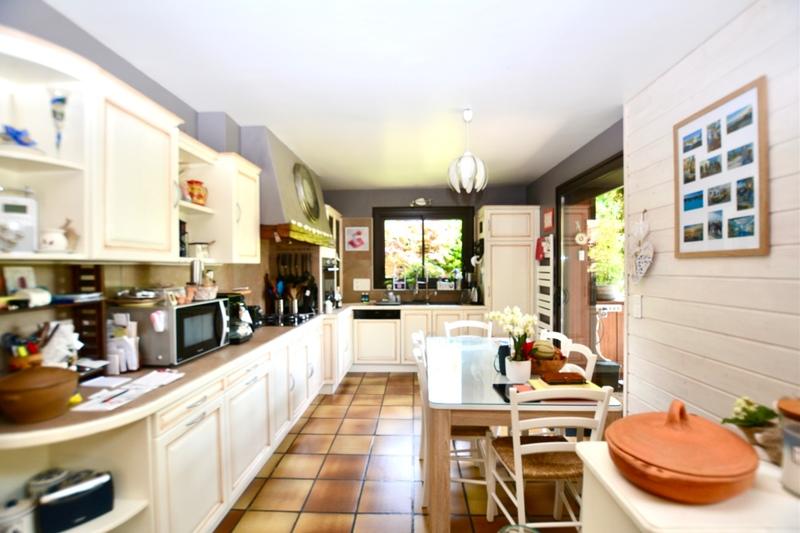 Maison - 189 m² - 7 pièces