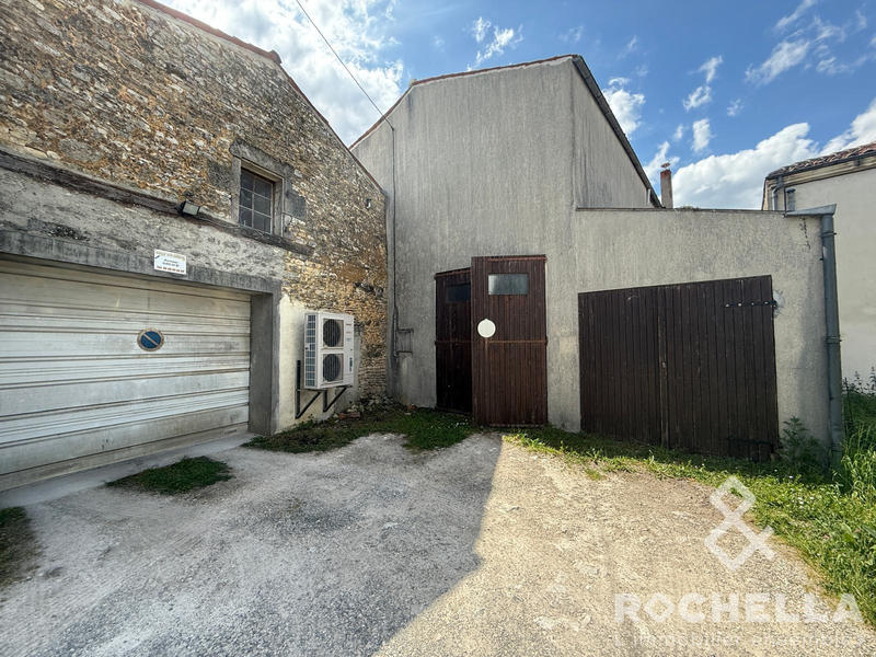 Maison ancienne - 170 m² - 6 pièces