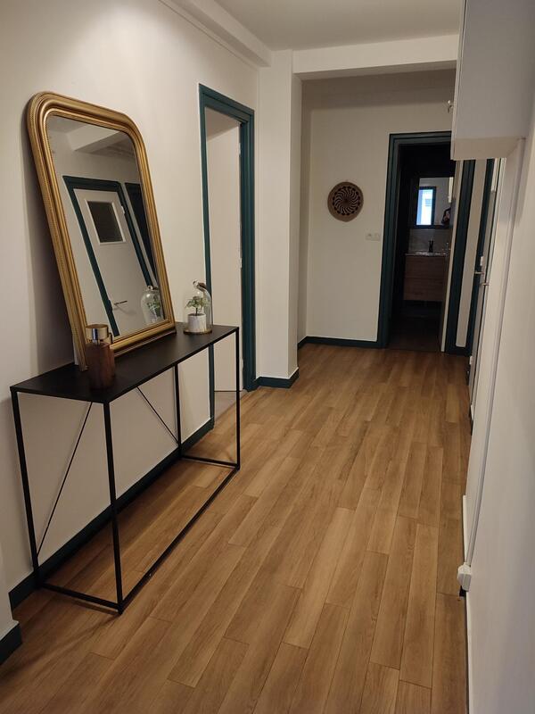 Appartement - 96 m² - 5 pièces