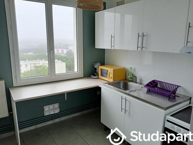 Chambre - 9 m² - 1 pièce