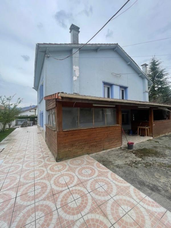 Maison - 172 m² - 8 pièces