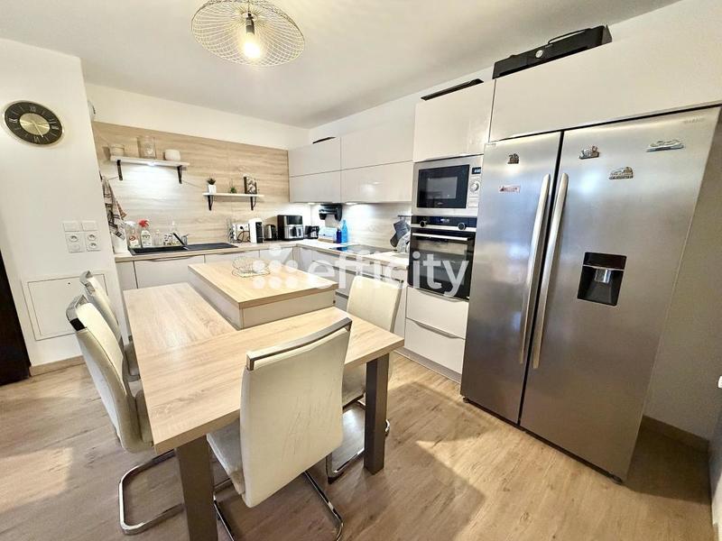 Appartement - 64 m² - 3 pièces