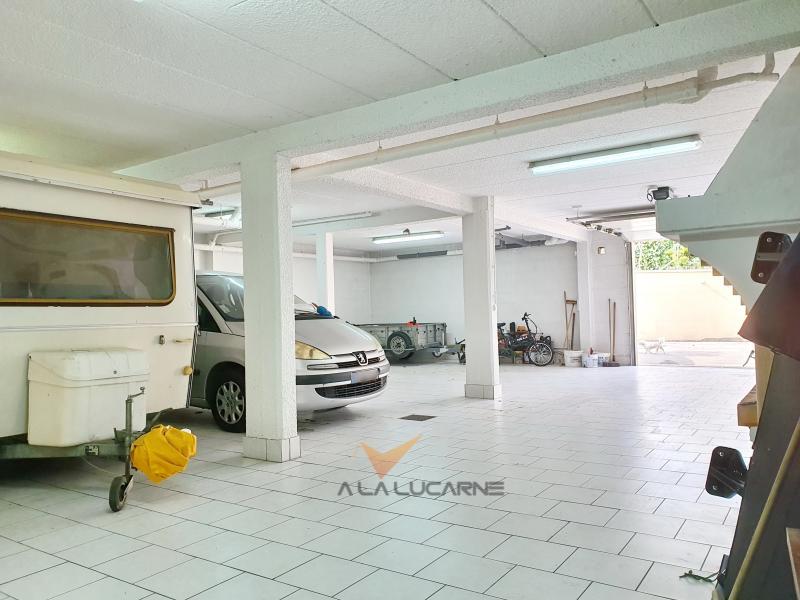 Maison - 355 m² - 14 pièces