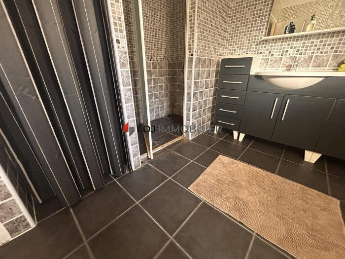 Villa - 150 m² - 5 pièces