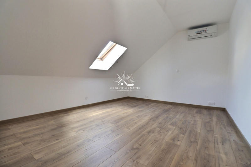 Maison - 159 m² - 5 pièces