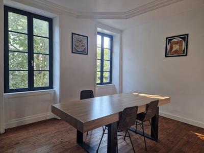Bureau - 94 m² - 4 pièces
