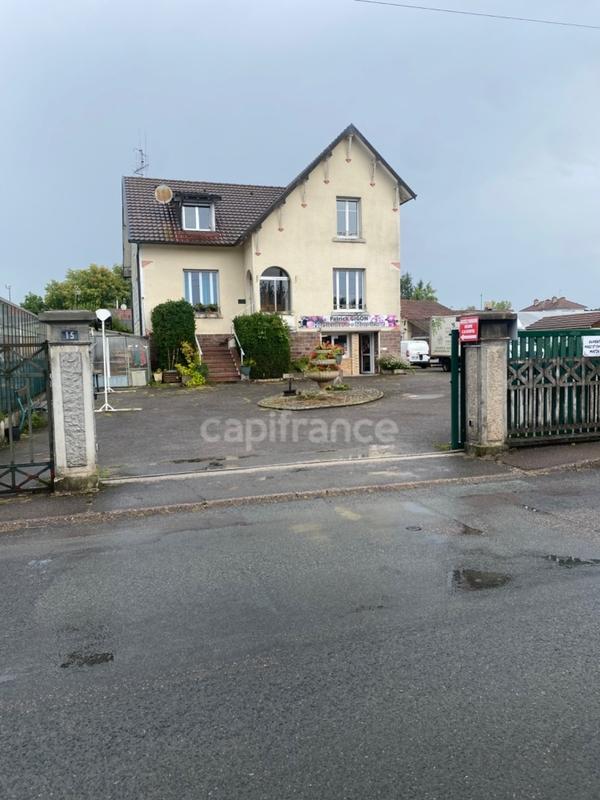 Maison - 160 m² - 7 pièces