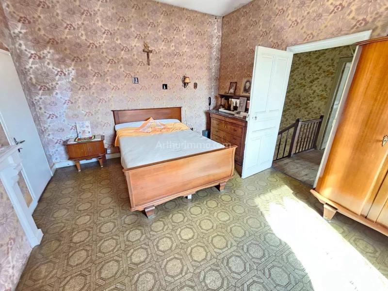 Maison - 94 m² - 6 pièces