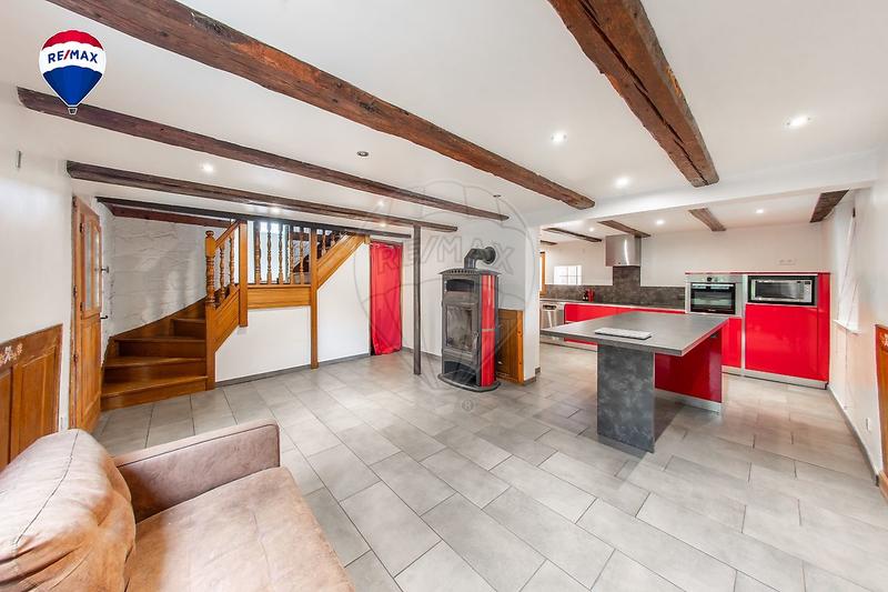 Maison - 174 m² - 7 pièces